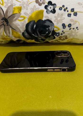 İPhone 11 - Parlak Siyah Telefon Kılıfı - Görsel 2