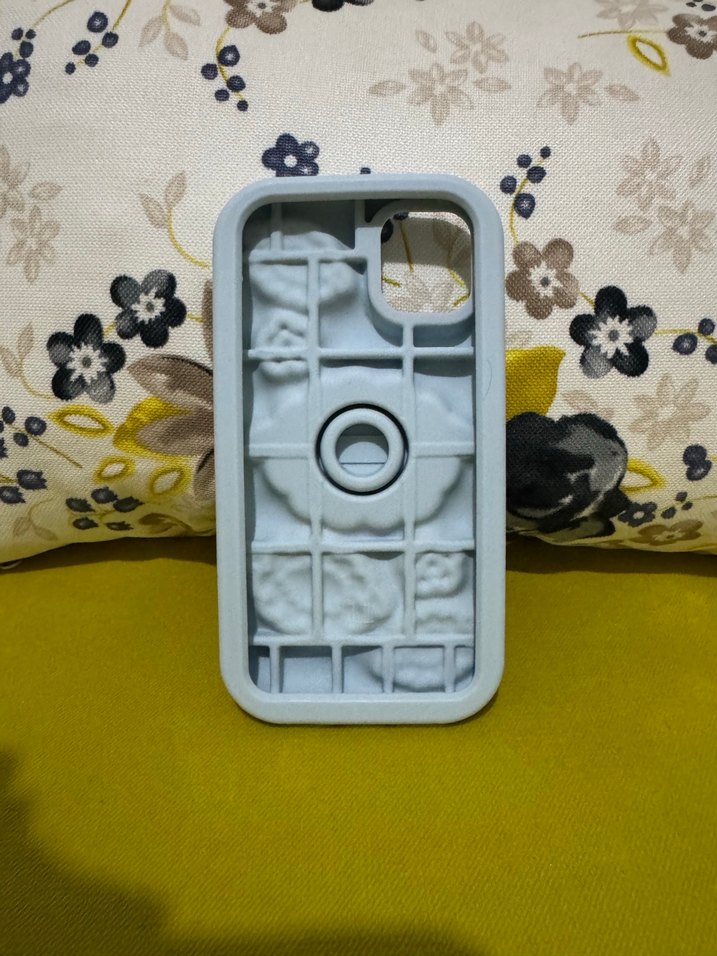 İPHONE 11 Mavi Kabartmalı Kuzu Figürlü Telefon Kılıfı - Görsel 2