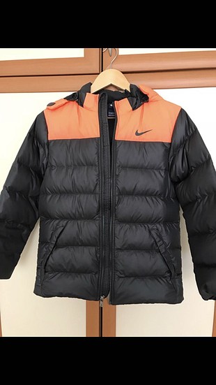 m Beden çeşitli Renk Nike Çocuk Mont