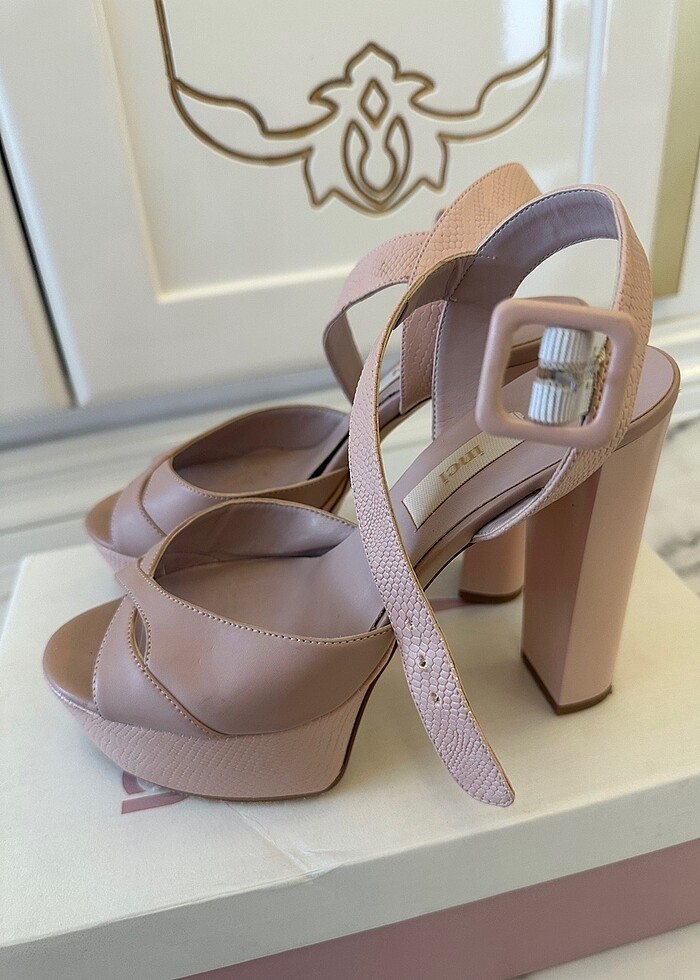 İnci marka 37 numara platform ayakkabı - Görsel 2