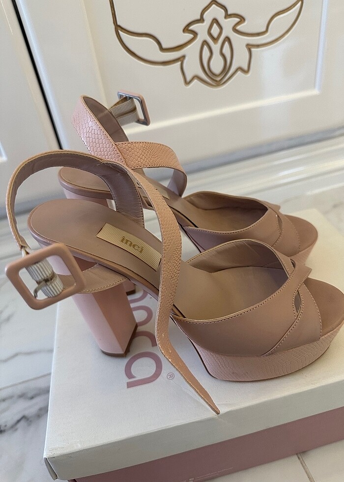 İnci marka 37 numara platform ayakkabı - Görsel 4