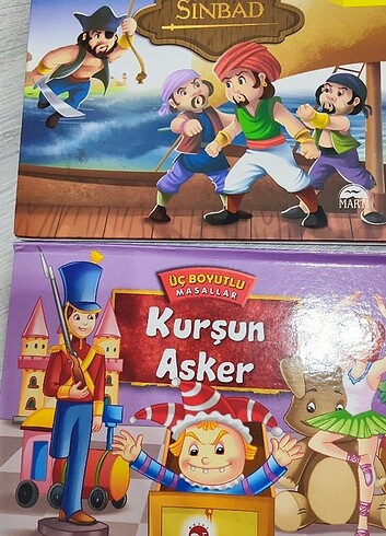 3 adet 3 boyutlu kitap 