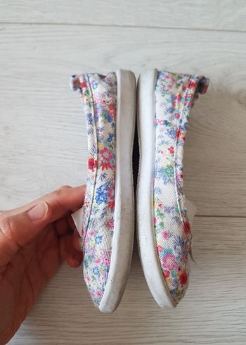 lc wikiki Çiçek Desenli 28 - Görsel 3