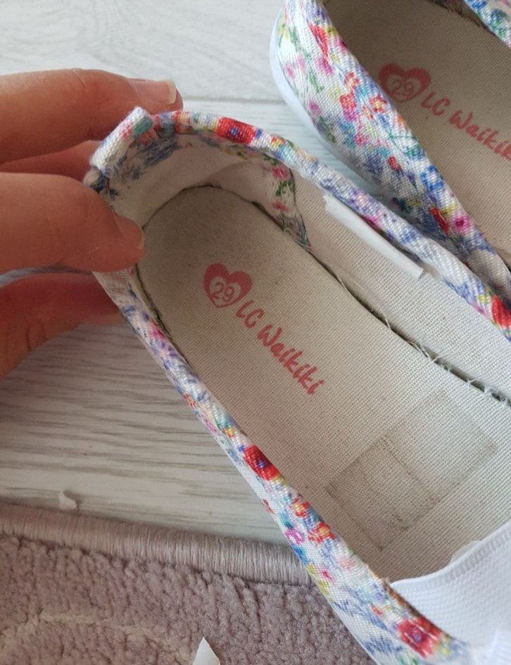 lc wikiki Çiçek Desenli 28 - Görsel 2