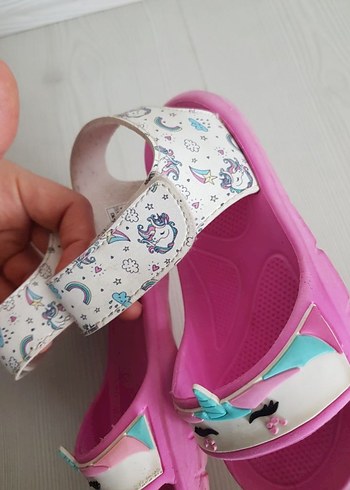 lc wikiki 28 ,Kız Çocuk Pembe Unicorn Desenli Sandalet - Görsel 4
