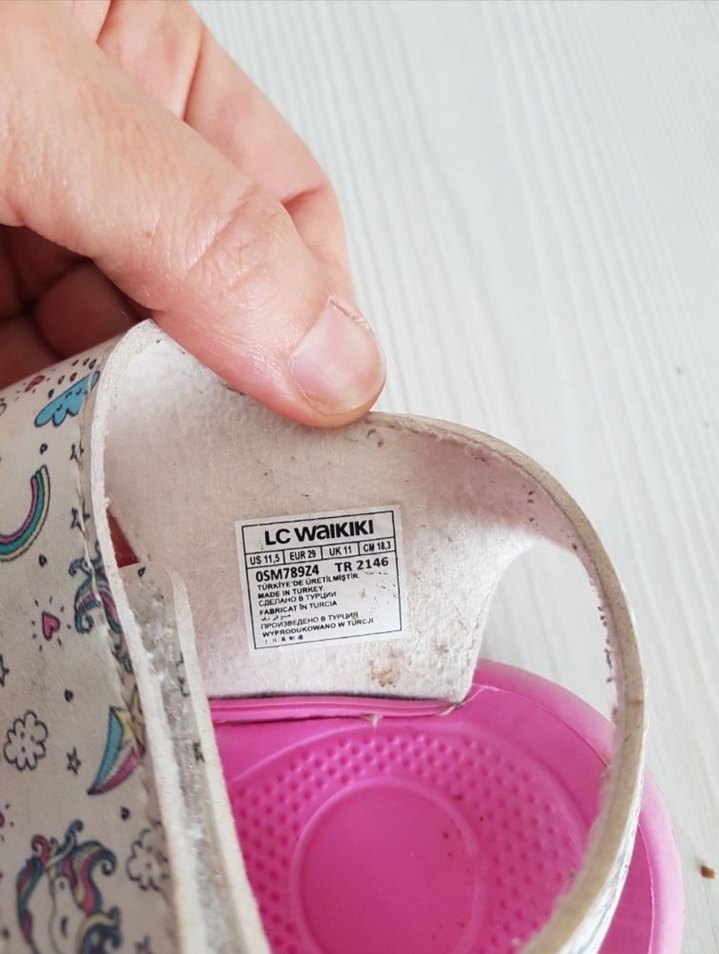 lc wikiki 28 ,Kız Çocuk Pembe Unicorn Desenli Sandalet - Görsel 2