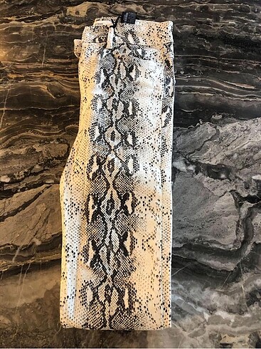 xs Beden çeşitli Renk Zara yılan desenli pantolon