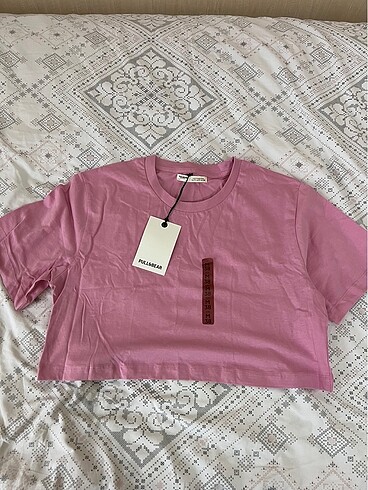 Pembe pull and bear bol crop tişört