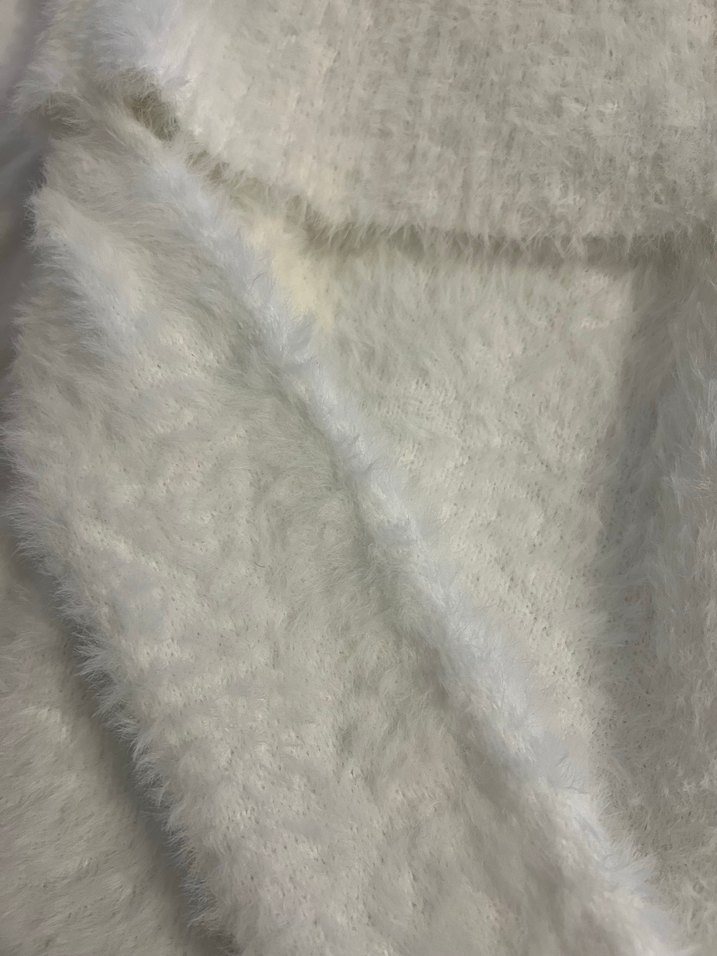 Gri Kadın Tüylü Boğazlı Kazak - Görsel 2