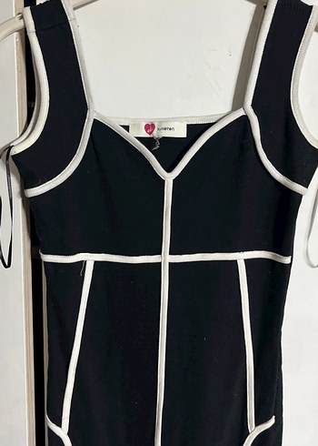 Siyah V Yaka Midi Kolsuz Elbise - Görsel 2