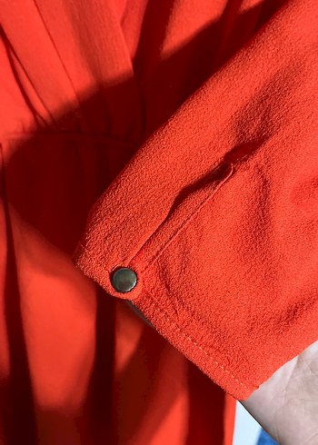 Kırmızı V Yakalı Midi Elbise - Görsel 3