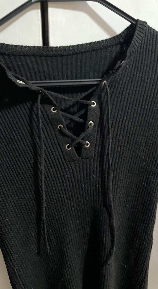 V Yaka Siyah Örgü Uzun Kollu Dar Kesim Kazak - Görsel 2