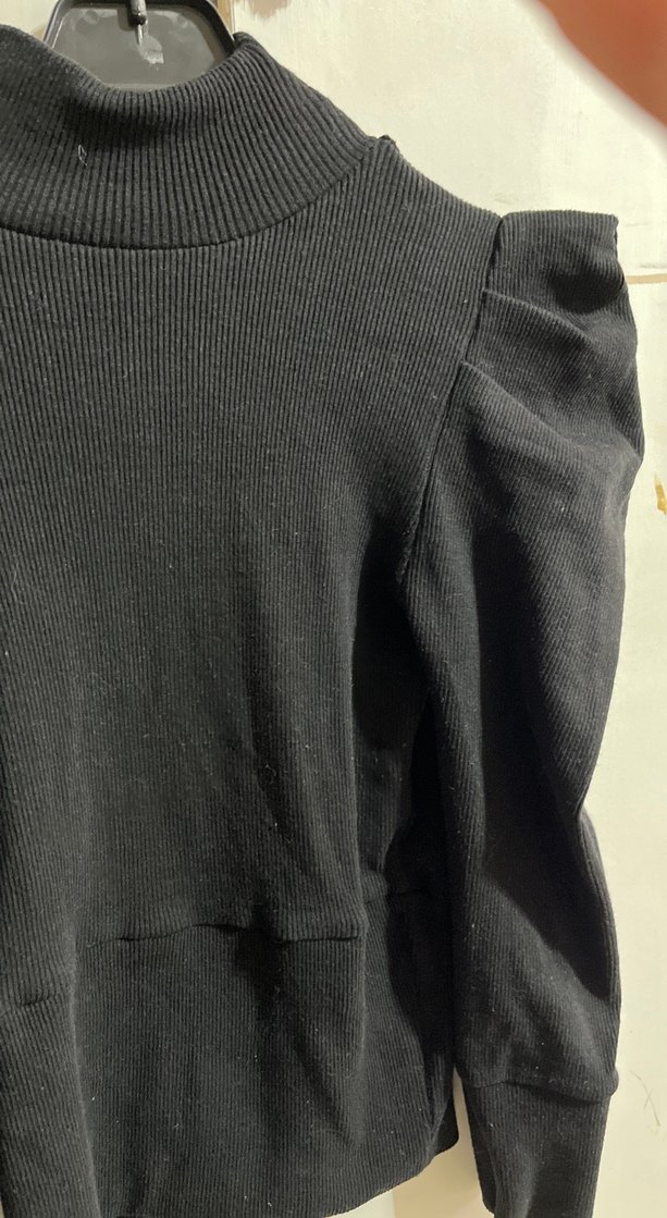 Kadın Siyah Yüksek Yakalı Triko Kazak - Görsel 2