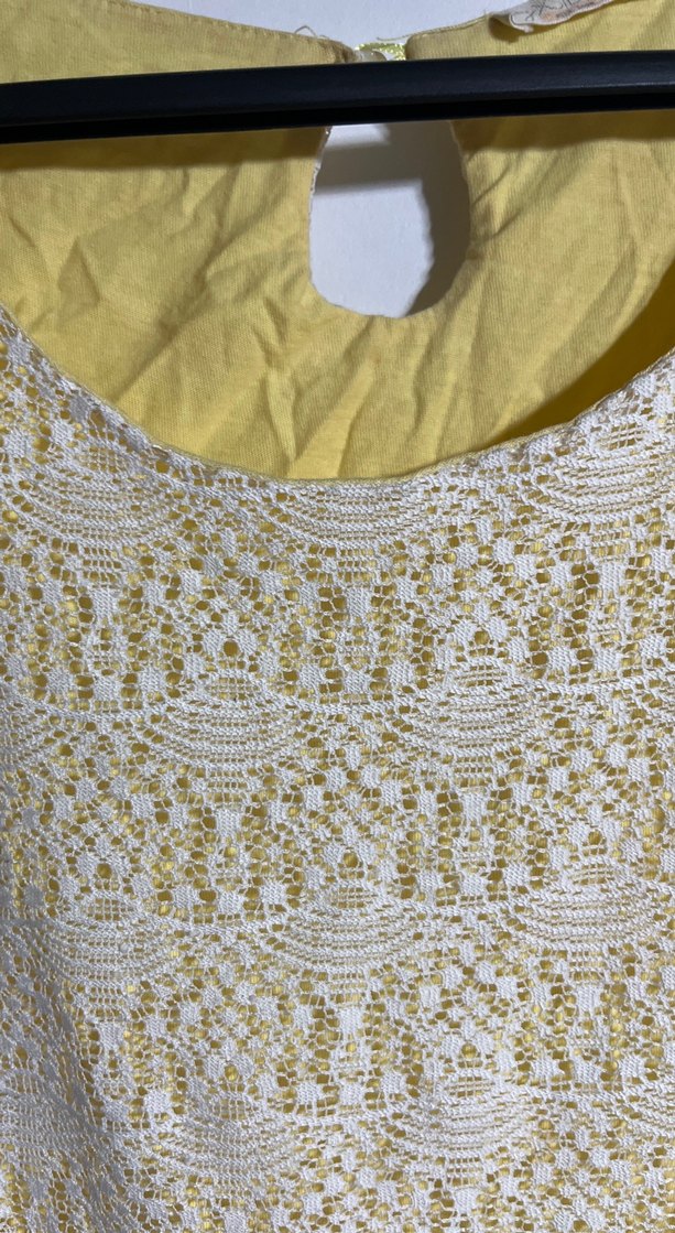 Dantel Detaylı Sarı Kısa Kollu Bluz - Görsel 2