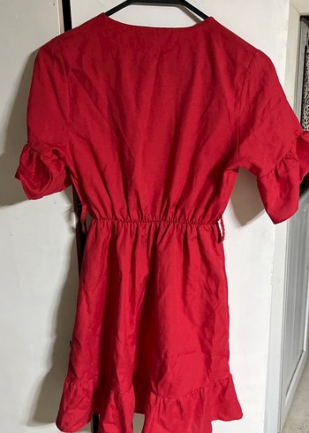 Kırmızı V Yakalı Midi Keten Elbise - Görsel 4