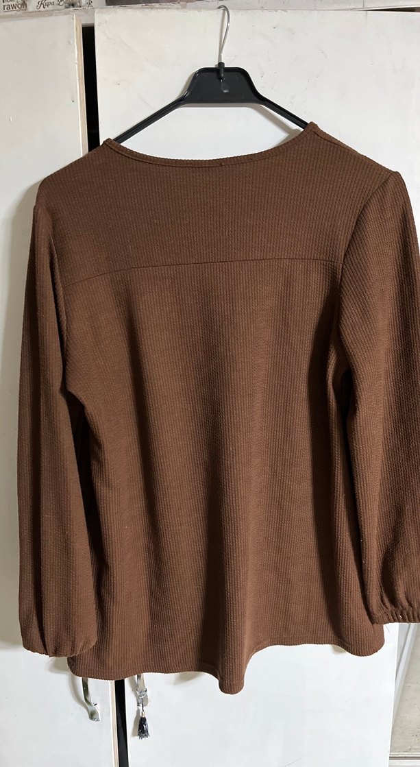 Kadın Kahverengi Uzun Kollu Keten Bluz - Görsel 4