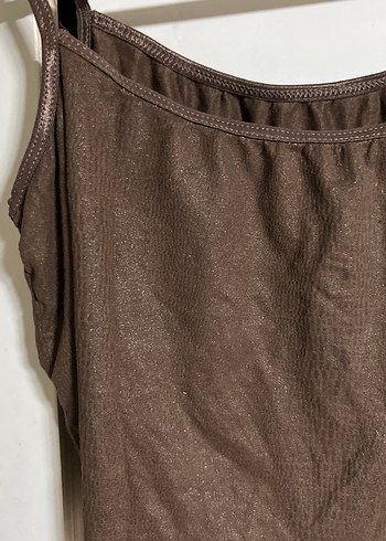 Kahverengi Keten İnce Askılı Kadın Atlet - Görsel 3