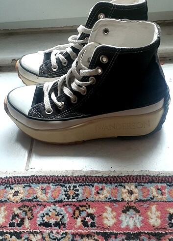 Converse