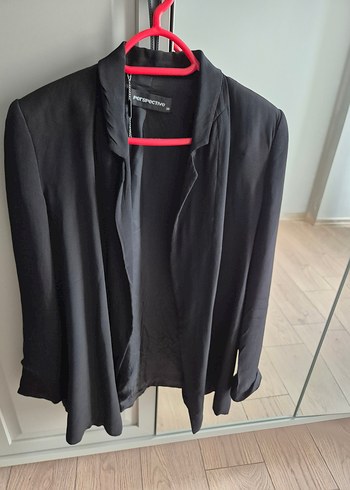 Drapeli Siyah Mini Kadın Blazer