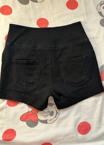 Diğer Düğmeli Siyah Mini Kot Şort