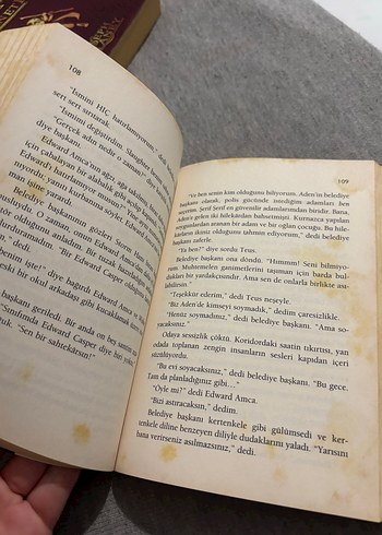 Ateş Hırsızı - Terry Deary - Görsel 2