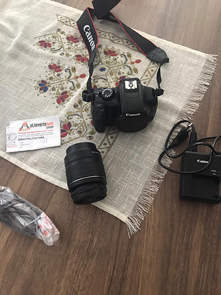Canon 1100D DSLR Fotoğraf Makinesi 