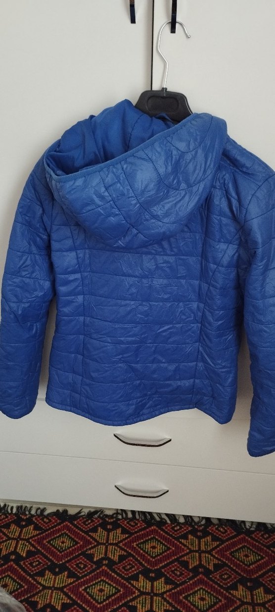 Mavi Fermuarlı Kadın Mont. - Görsel 4