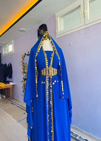 Abiye Uzun Kollu Boncuk İşlemeli Altın Renkli Kadın Bindallı