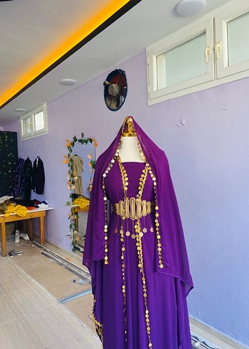 Boncuk İşlemeli Uzun Mor Henna Elbise