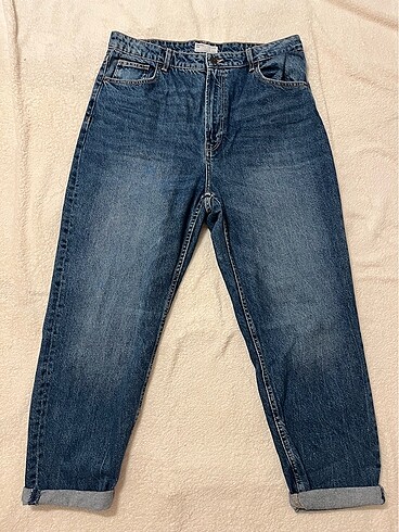 Bershka mom jean