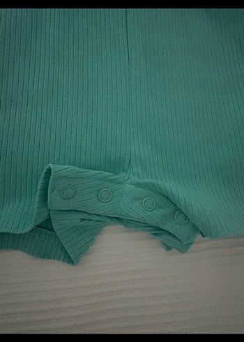 Kız Çocuk Yeşil Piliseli Askılı Tulum - Görsel 7