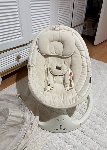 Bej rengi bebek ana kucağı - Görsel 6