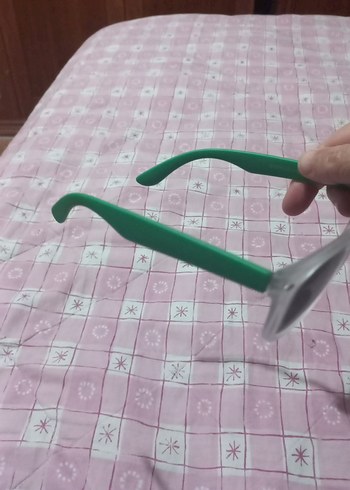  Beden Kadın Renkli Yeşil Elastik Minimalist Gözlük