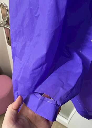 Uzun Mor Kadın Yağmurluk Düğmeli - Görsel 2