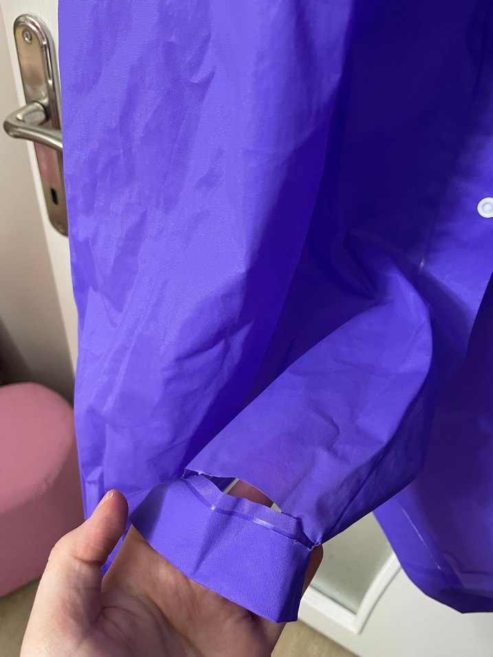 Uzun Mor Kadın Yağmurluk Düğmeli - Görsel 2