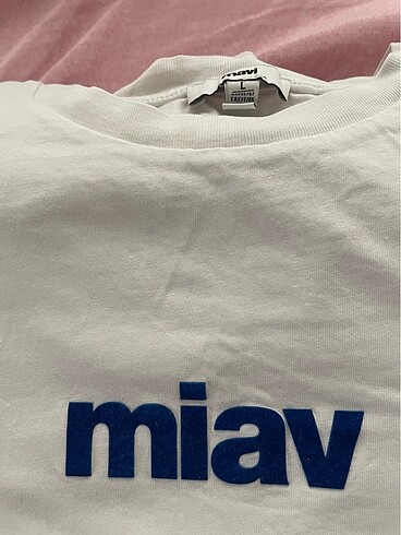 l Beden Miav yazılı tshirt