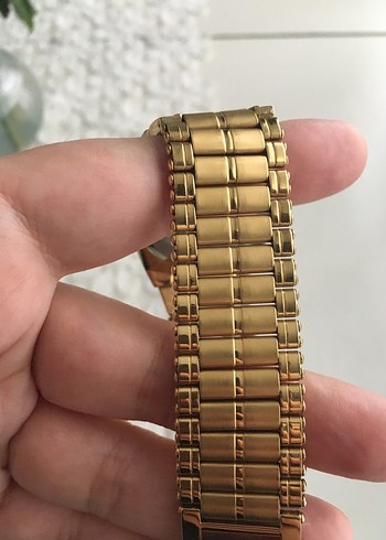 Altın Renk Parlak Kemerli Kadın Saati - Görsel 2