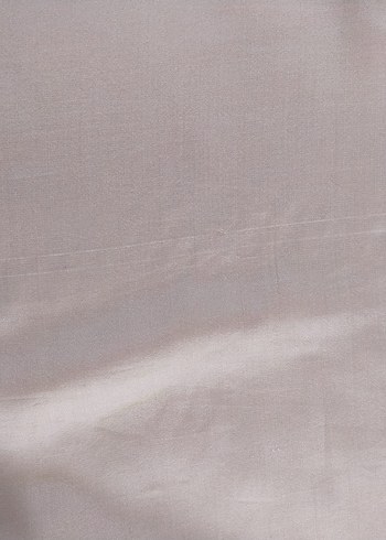 Bej Parlak Kadın Saten Şal - Görsel 5