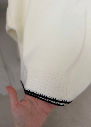 Beyaz Oversize Bisiklet Yaka Triko Kazak - Görsel 2