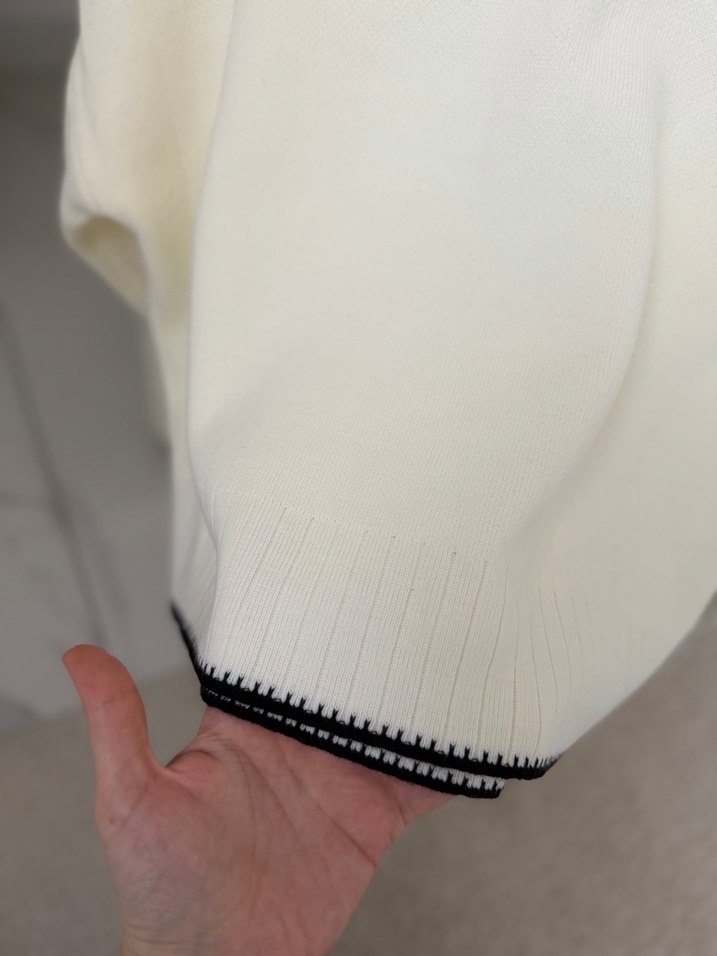 Beyaz Oversize Bisiklet Yaka Triko Kazak - Görsel 2