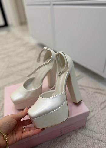 Beyaz Platform Topuklu Kadın Abiye Ayakkabı - Görsel 2
