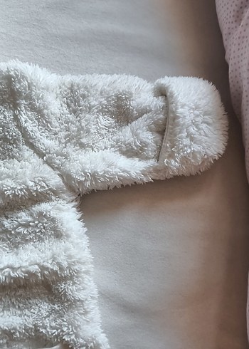 Kapüşonlu Beyaz Kürklü Bebek Kız Tulumu 2li fiyat - Görsel 4