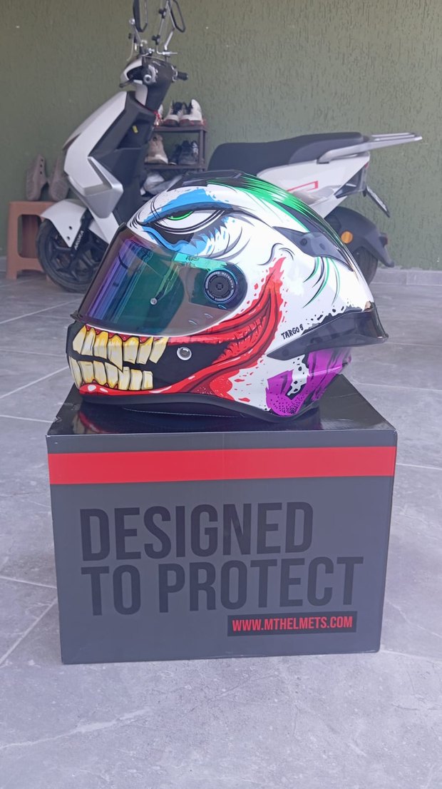 Renkli Parlak Sıfır ayarında MT kask - Görsel 2