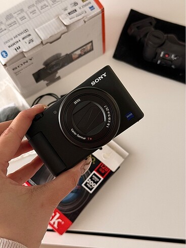 Sony Sony zv-1 +tripod+ sd