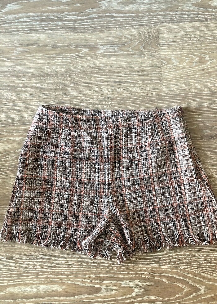 Püsküllü Şort - Görsel 2