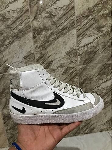 Nike ORJİNAL NİKE BLAZER MİD MODEL AYAKKABI
