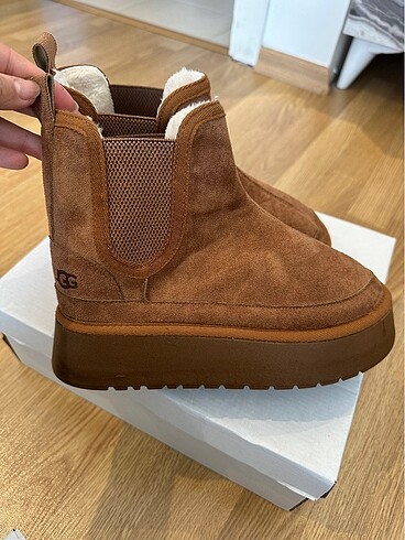 36 Beden Ugg bot
