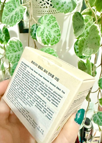 Frudia Green Grape Pore Control Gözenek Sıkılaştırıcı Krem 55g - Görsel 2
