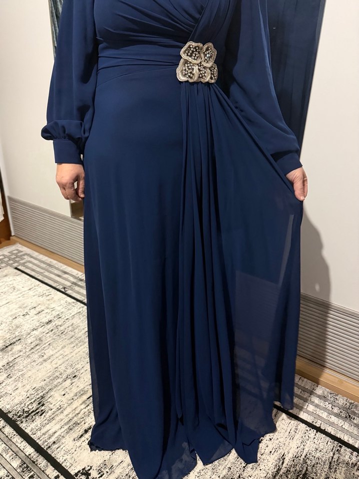 Lacivert Drapeli Tesettür Abiye Elbise - Görsel 3