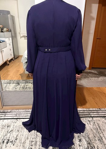 Mor Drapeli Kemerli Tesettür Büyük Beden Abiye Elbise - Görsel 3